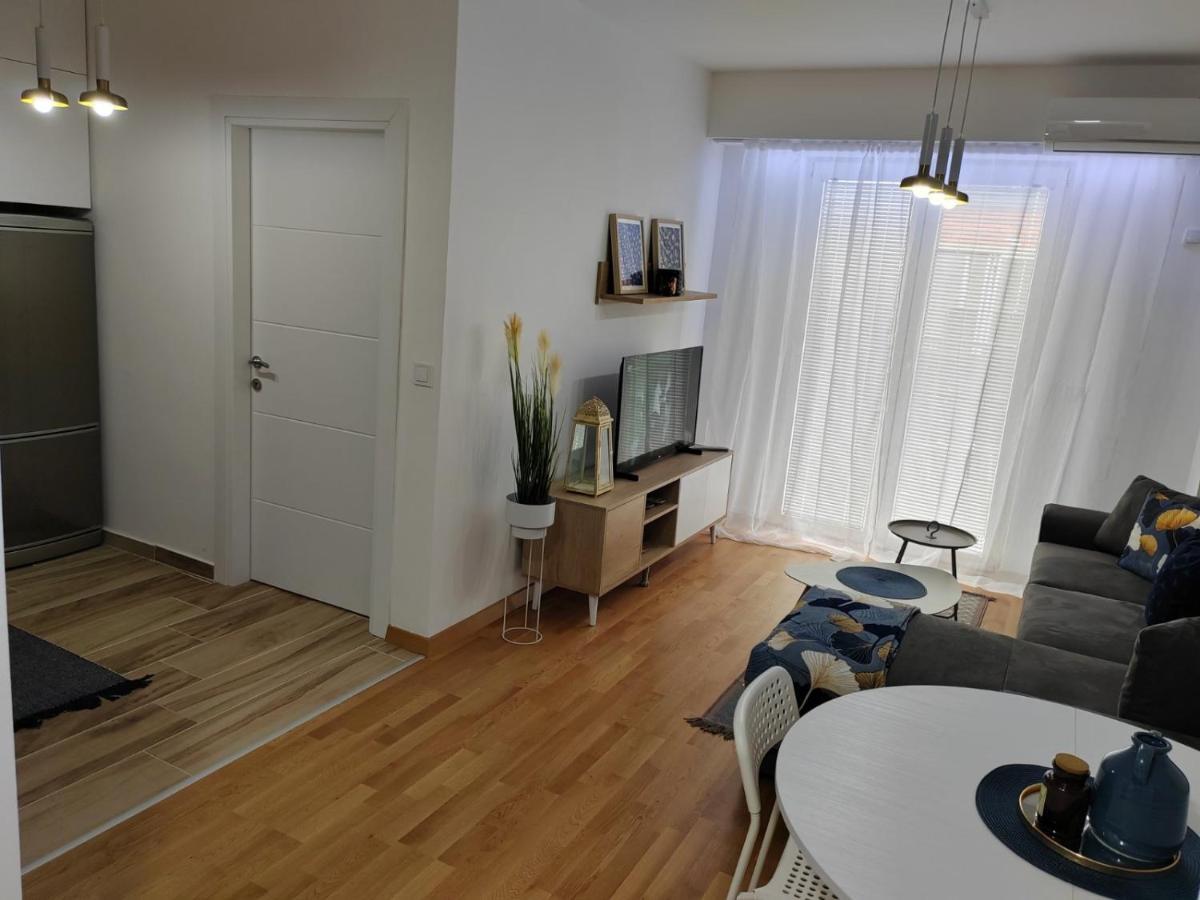 Апартаменти Apartman 42 Скоп'є Екстер'єр фото